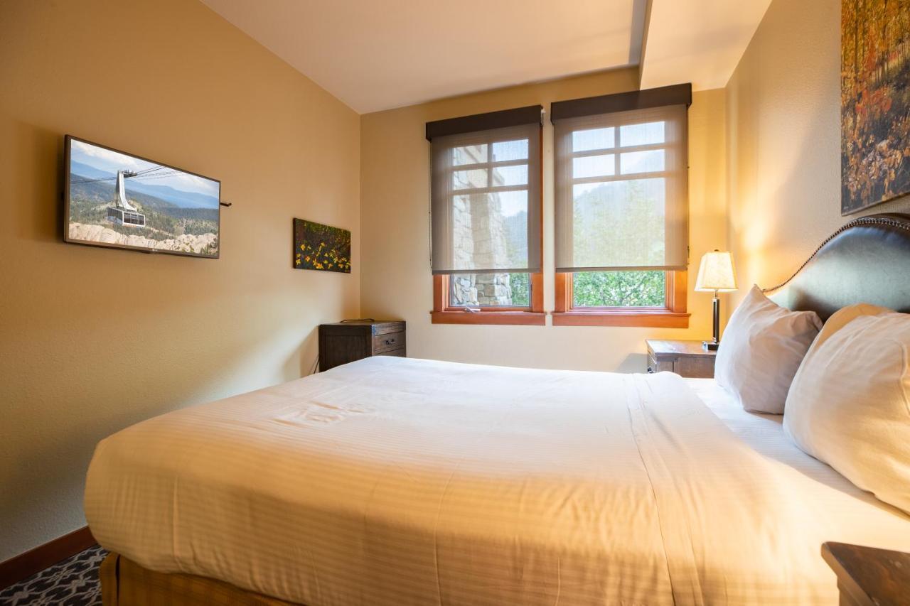 The Village At Palisades Tahoe Olympic Valley  Ngoại thất bức ảnh