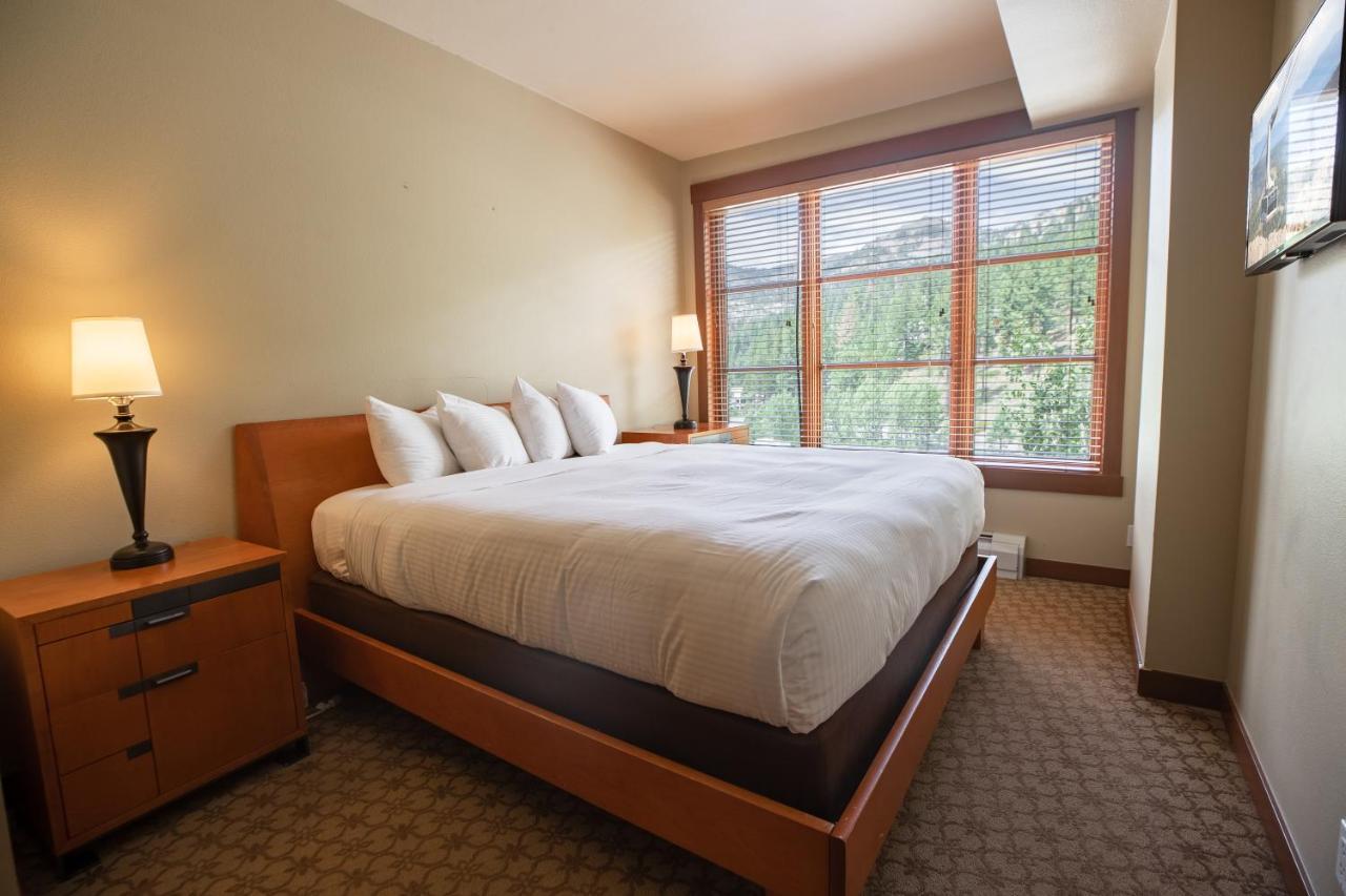 The Village At Palisades Tahoe Olympic Valley  Ngoại thất bức ảnh